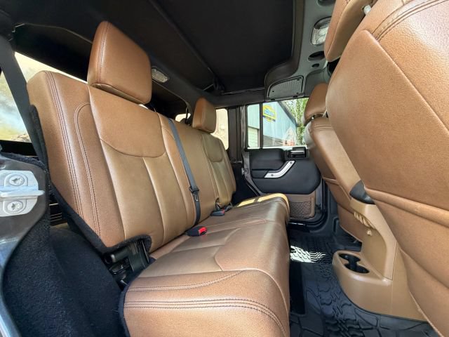 2017 Jeep Wrangler Unlimited Sahara - Photo 23