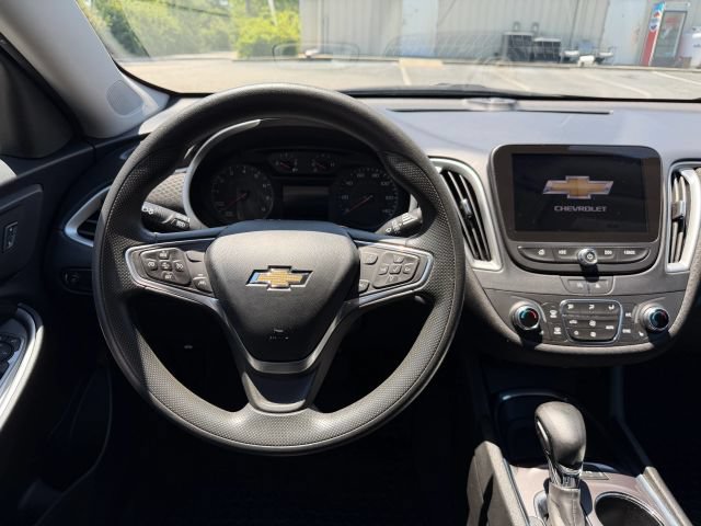 2023 Chevrolet Malibu 1LT - Photo 13