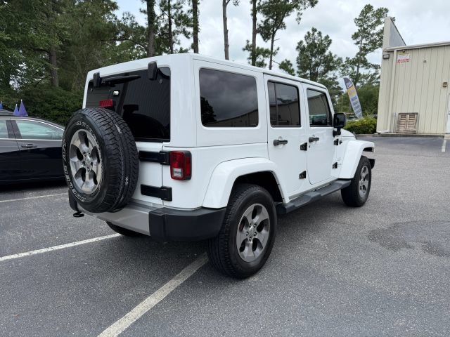 2018 Jeep Wrangler JK Unlimited Sahara - Photo 7