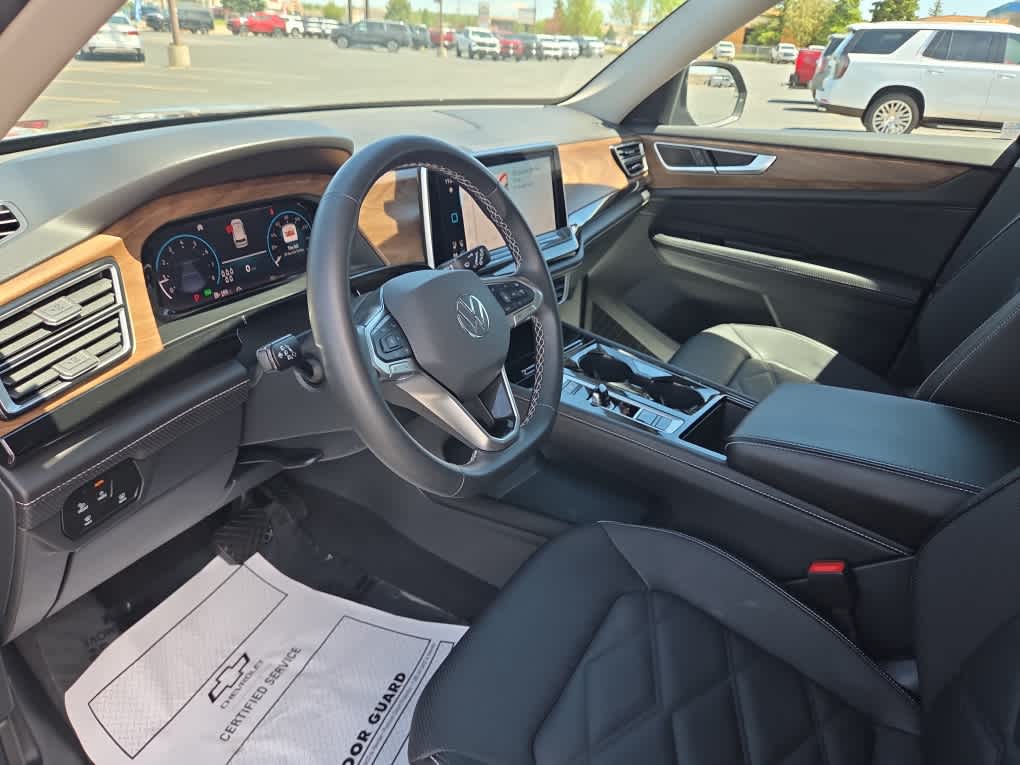 2025 Volkswagen Atlas SE w/Tech - Photo 20