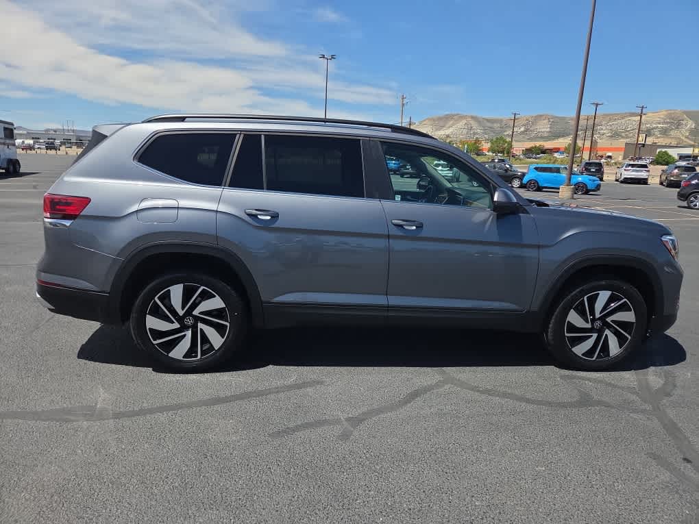 2025 Volkswagen Atlas SE w/Tech - Photo 8