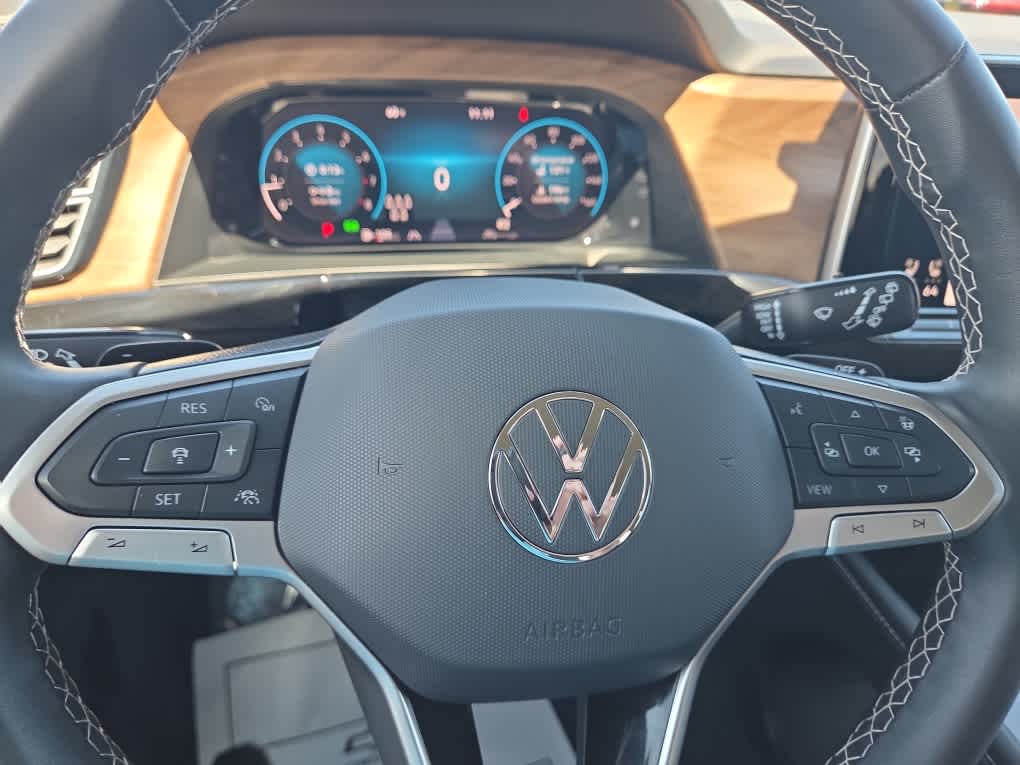 2025 Volkswagen Atlas SE w/Tech - Photo 26