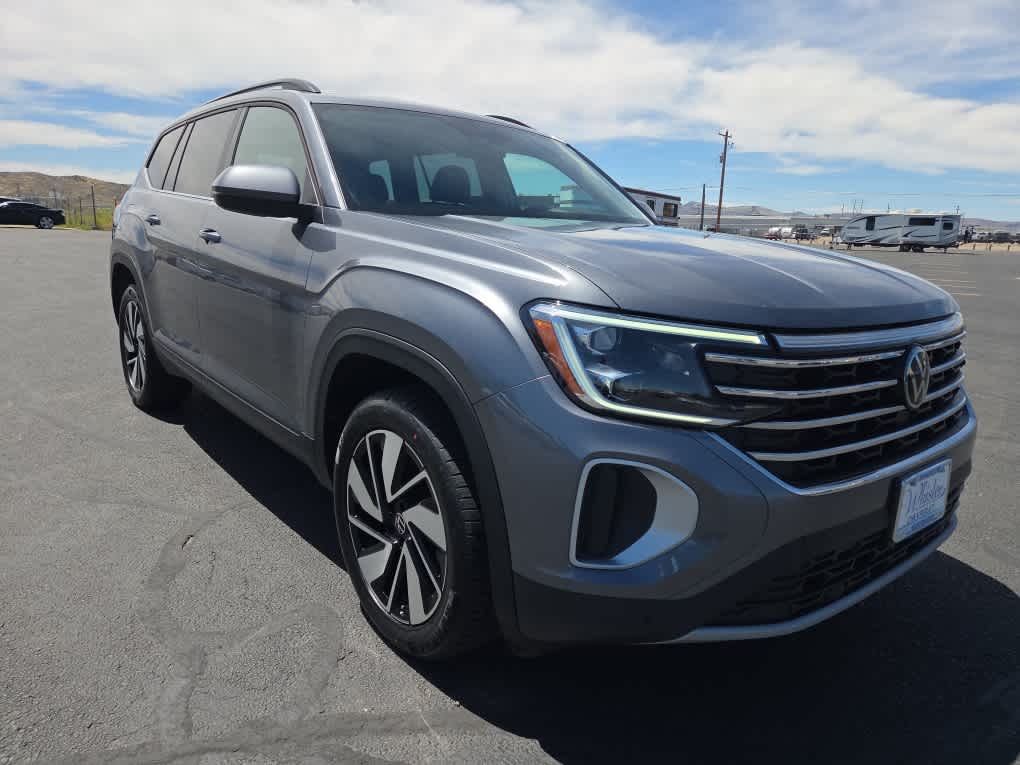 2025 Volkswagen Atlas SE w/Tech - Photo 9