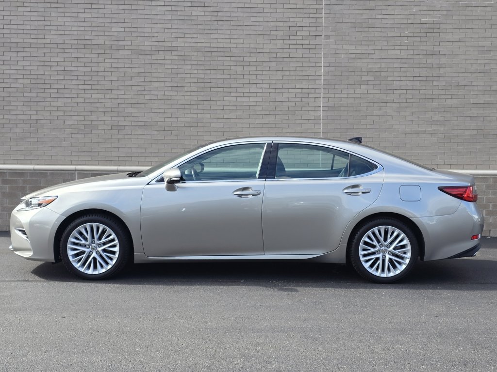 2018 Lexus ES 350 photo 2