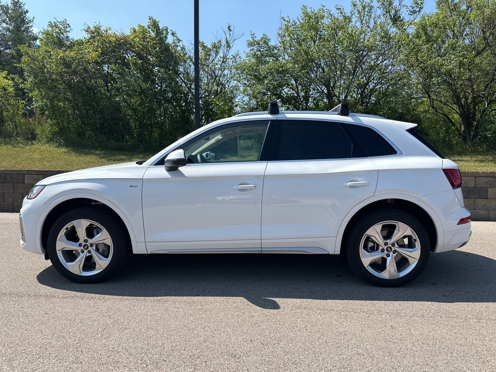 Used 2024 Audi Q5 Premium Plus with VIN WA1EAAFY4R2050689 for sale in Dayton, OH