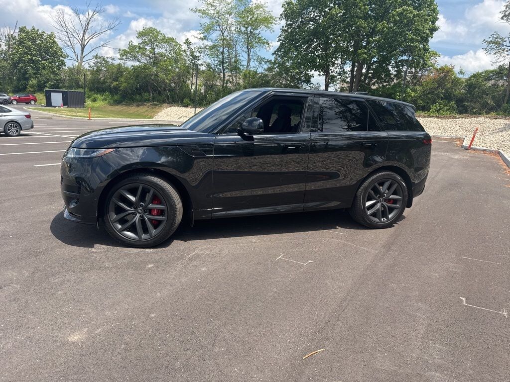 Used 2024 Land Rover Range Rover Sport Dynamic se SUV