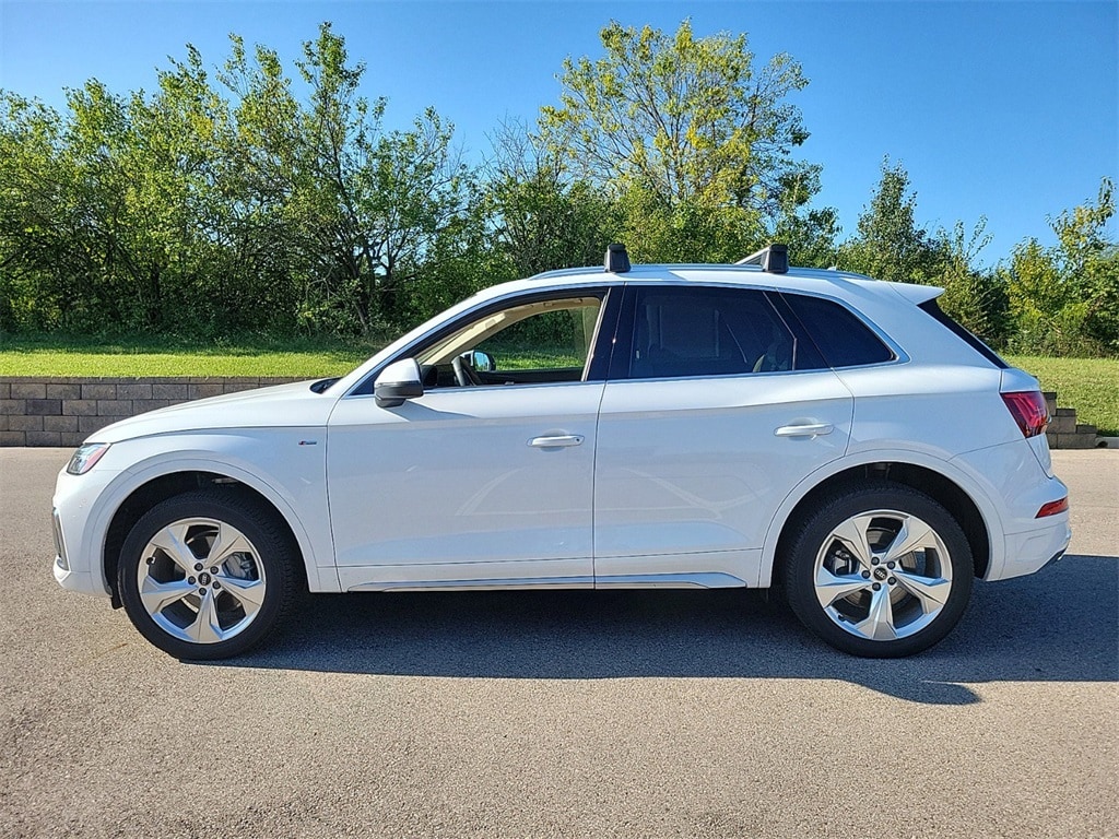 Certified 2024 Audi Q5 Premium Plus with VIN WA1EAAFY4R2050689 for sale in Dayton, OH