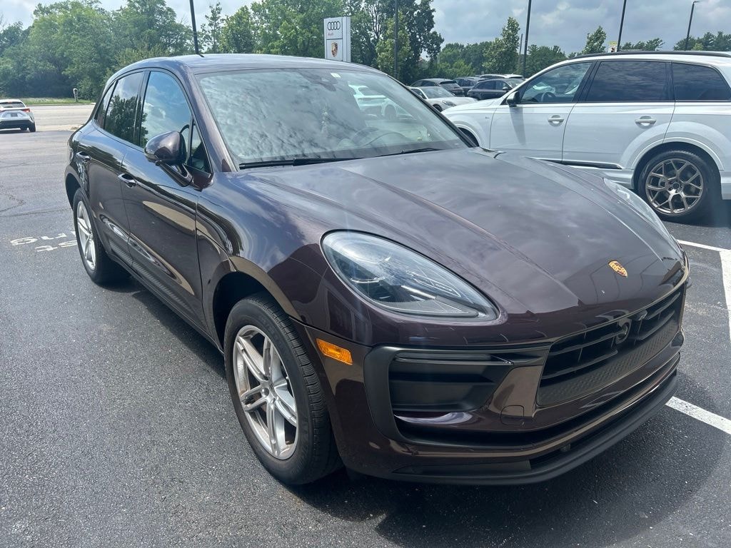 Used 2023 Porsche Macan T SUV