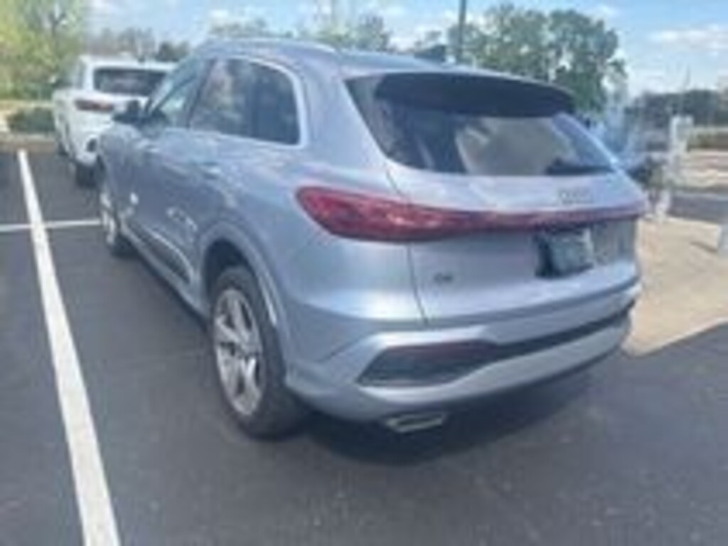 Used 2025 Audi Q5 2.0T Premium Plus SUV