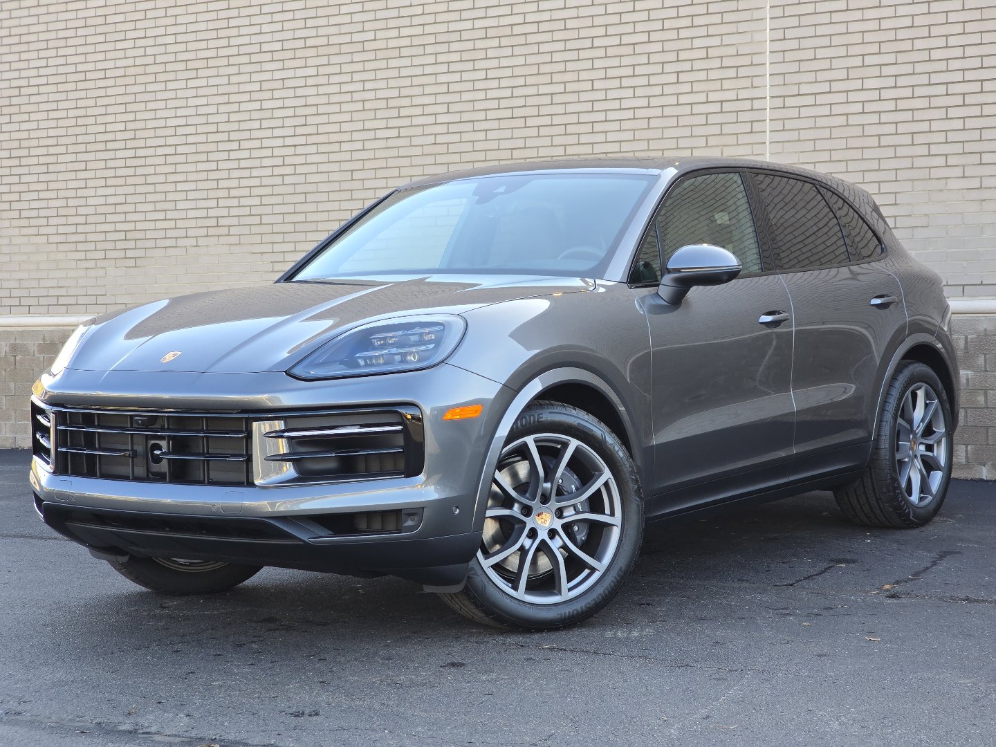 2026 Porsche Cayenne Base's photo