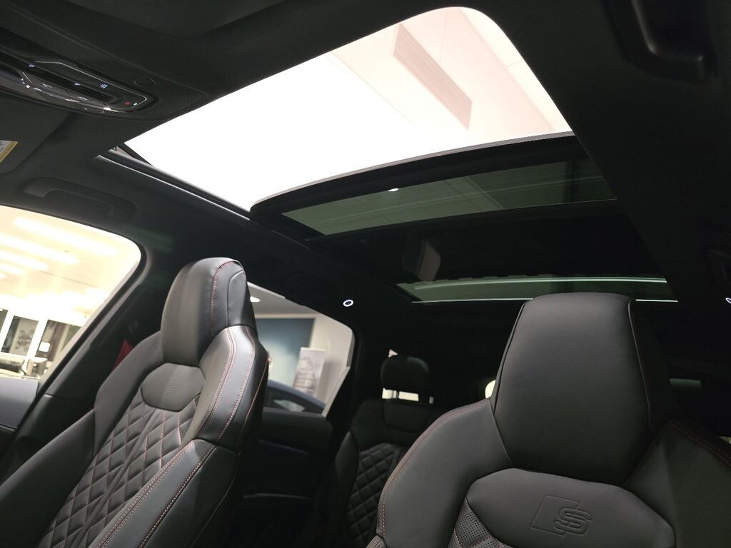 New 2026 Audi Q7 55 Prestige SUV