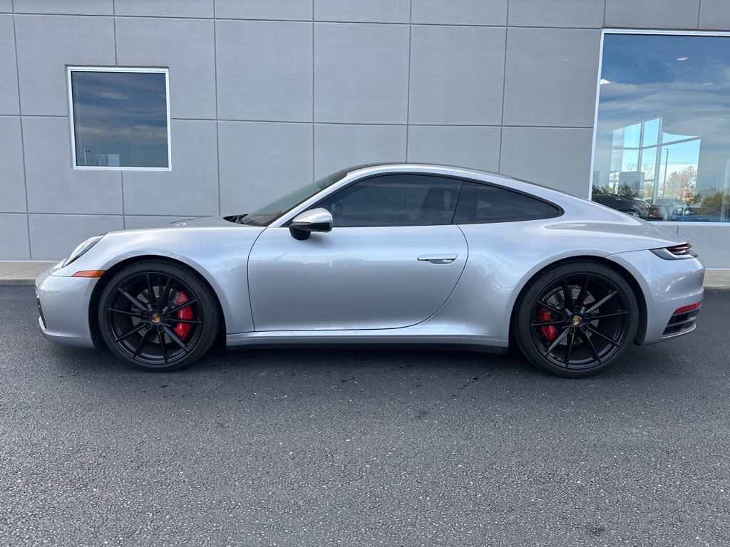 2020 Porsche 911 4S photo 2