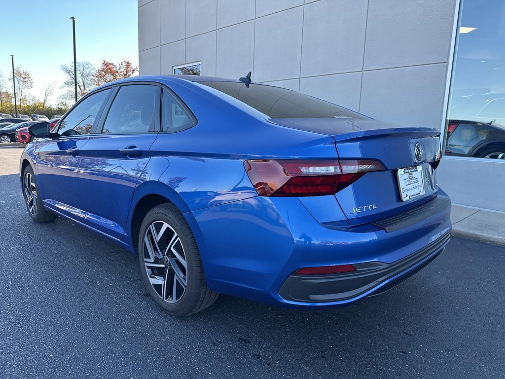 2024 Volkswagen Jetta SEL photo 3