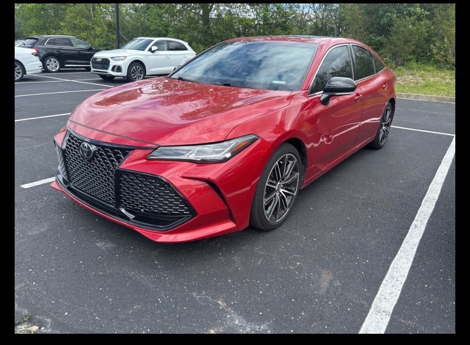 2022 Toyota Avalon Touring's photo