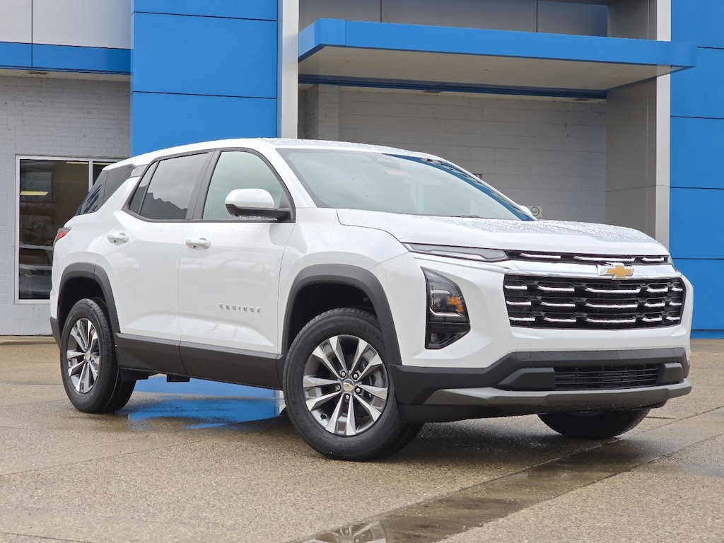 New 2026 Chevrolet Equinox FWD LT SUV