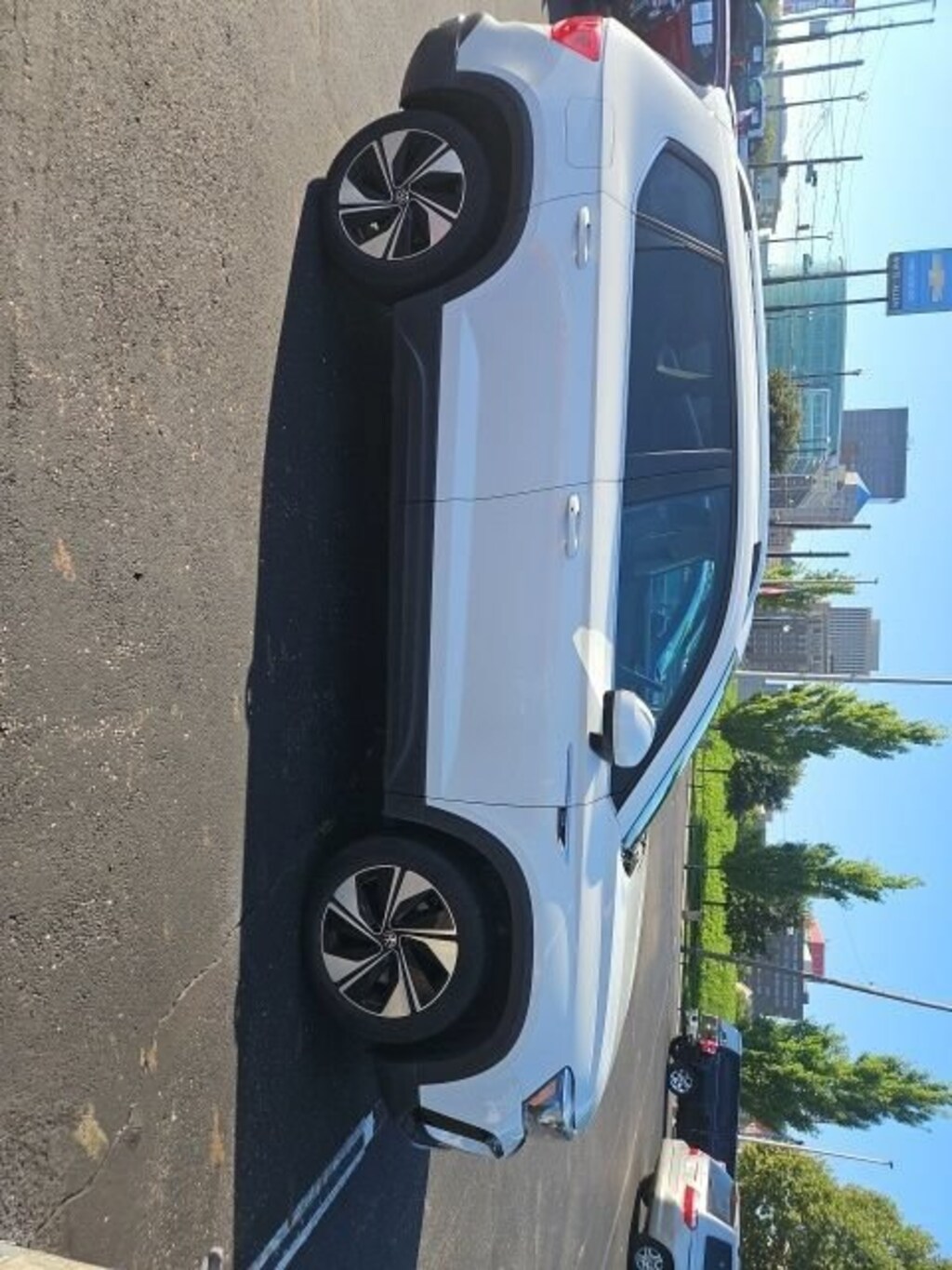 Used 2024 Volkswagen Taos SE SUV