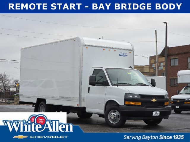 2025 Chevrolet Express Commercial Cutaway