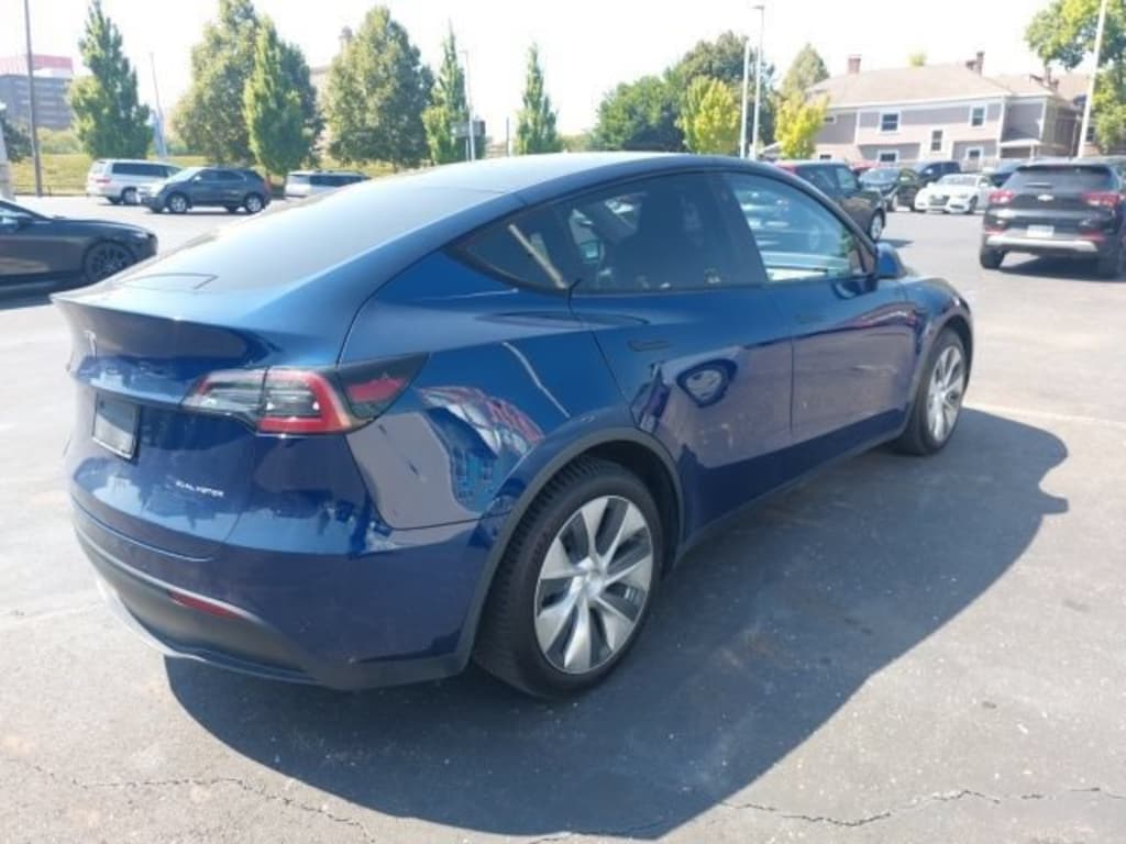 Used 2022 Tesla Model Y Long Range SUV