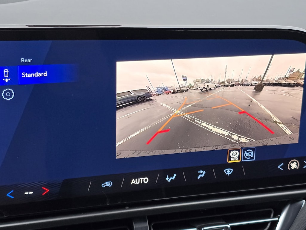 New 2026 Chevrolet Equinox EV LT1 w/PCY SUV