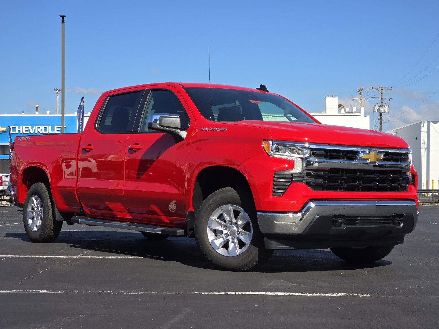2026 Chevrolet Silverado 1500 LT photo 2