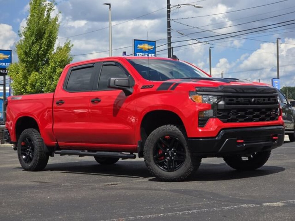 Used 2024 Chevrolet Silverado 1500 Custom Trail Boss Truck Crew Cab