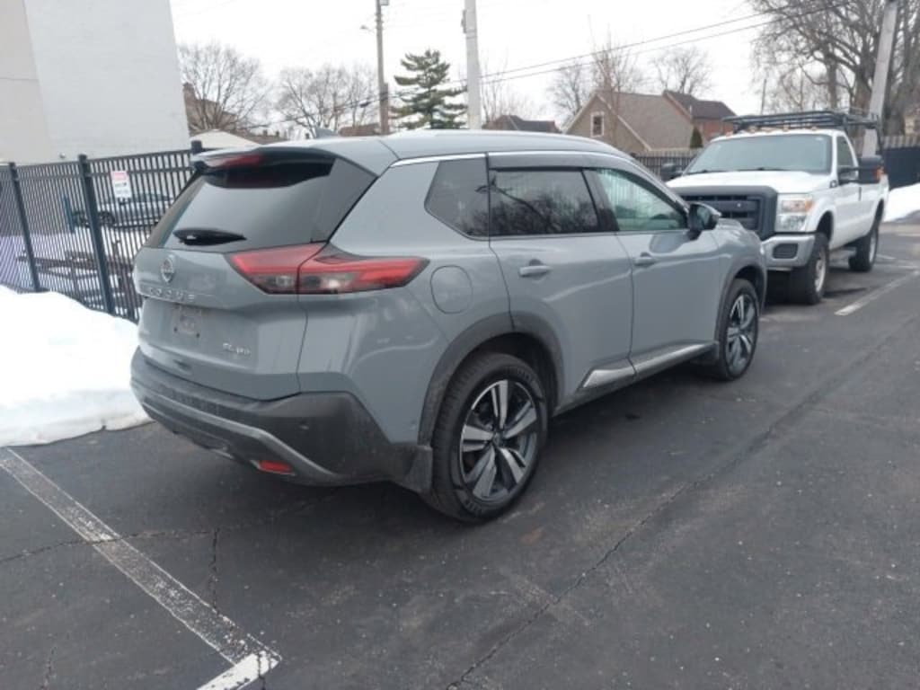 Used 2023 Nissan Rogue SL SUV