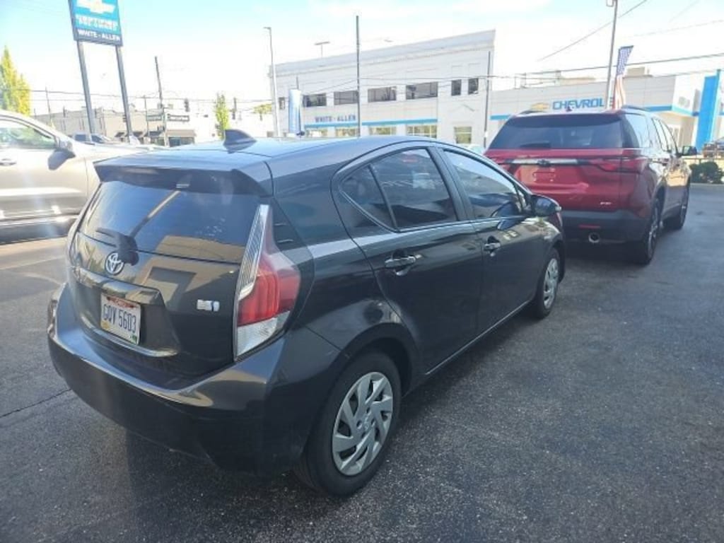 Used 2015 Toyota Prius c One Hatchback