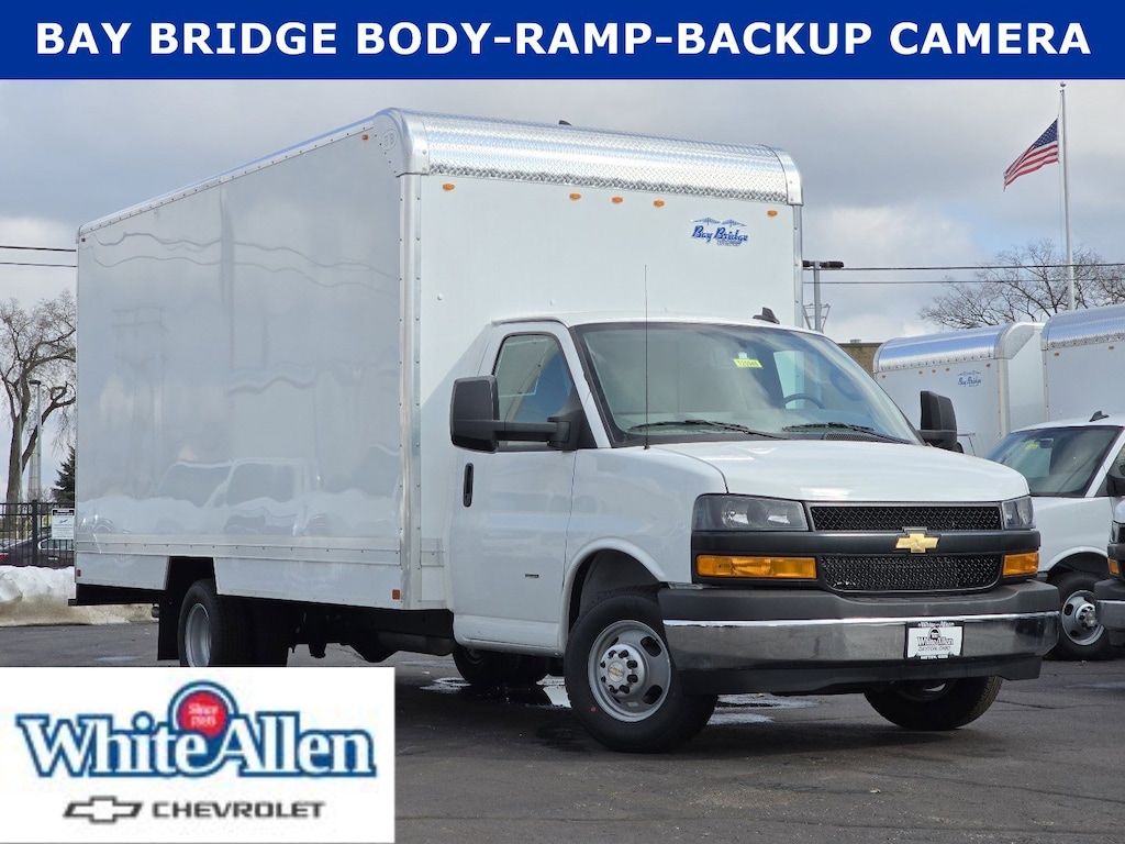 New 2025 Chevrolet Express Commercial Cutaway 1WT Cutaway Van