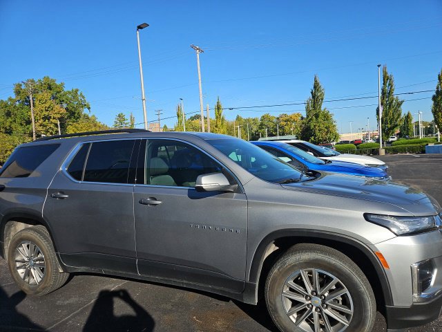 Used 2023 Chevrolet Traverse LT Cloth Sport Utility