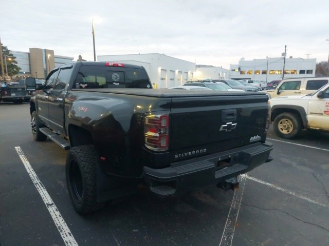 2018 Chevrolet Silverado 3500HD High Country photo 3