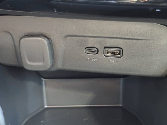 2026 Chevrolet Trax Activ - Photo 7