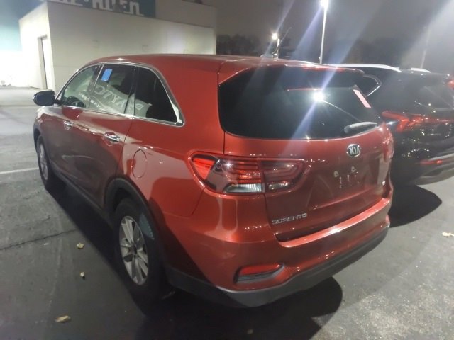 2020 Kia Sorento LX photo 3