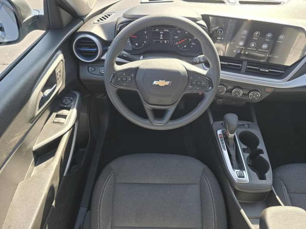 New 2026 Chevrolet Trax LS SUV