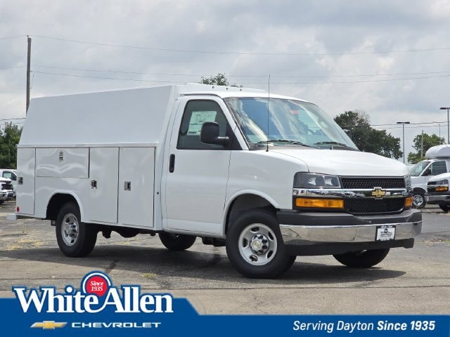 2026 Chevrolet Express Commercial Cutaway