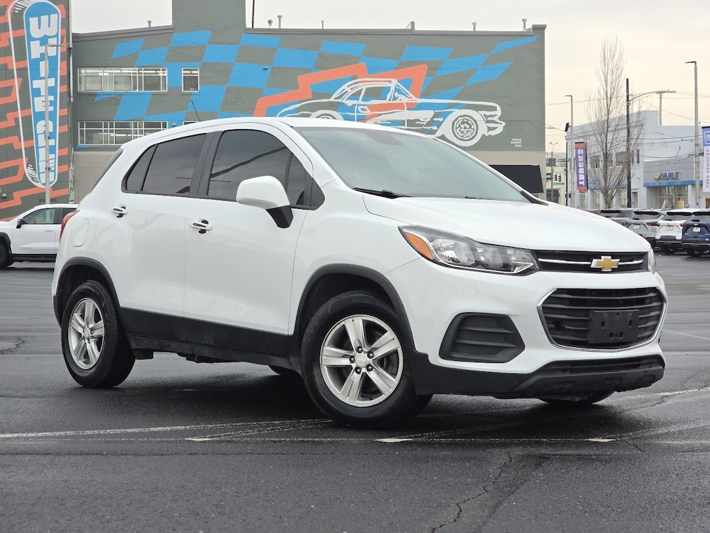 Used 2022 Chevrolet Trax LS SUV