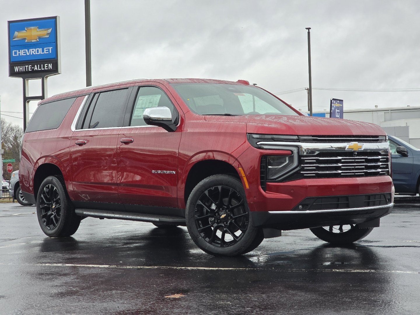 2026 Chevrolet Suburban Premier photo 2