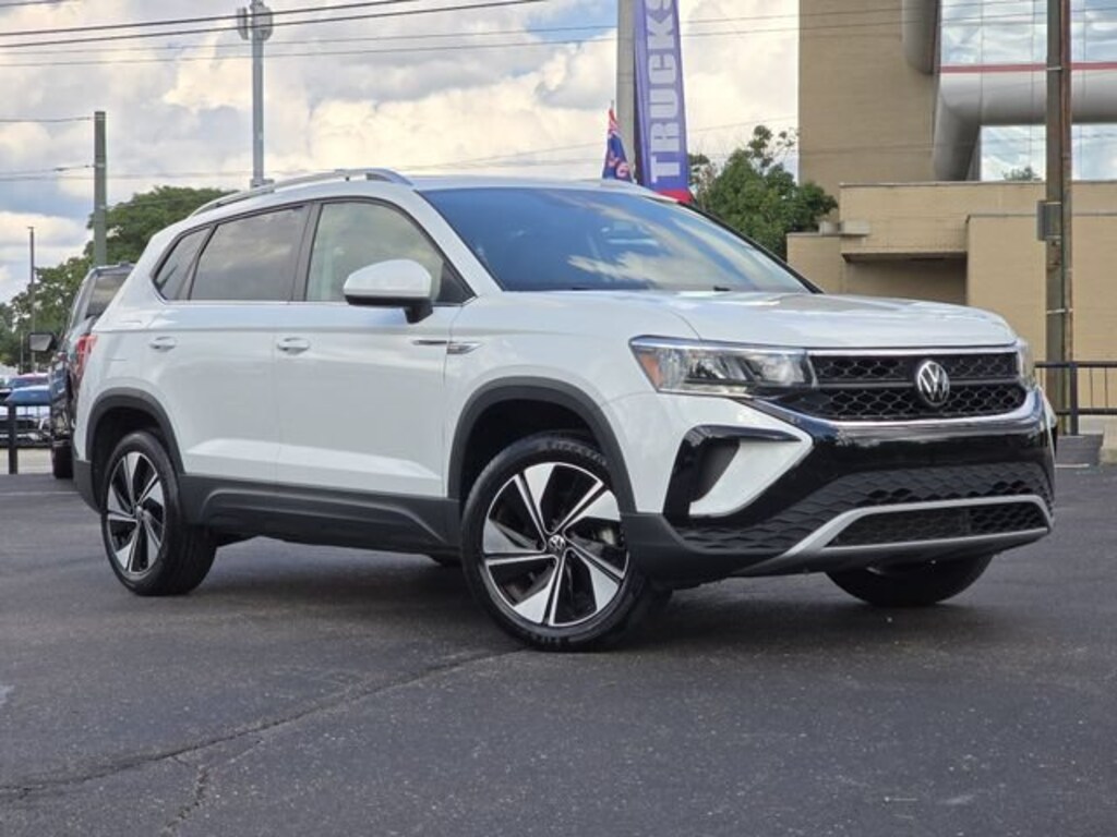 Used 2024 Volkswagen Taos SE SUV