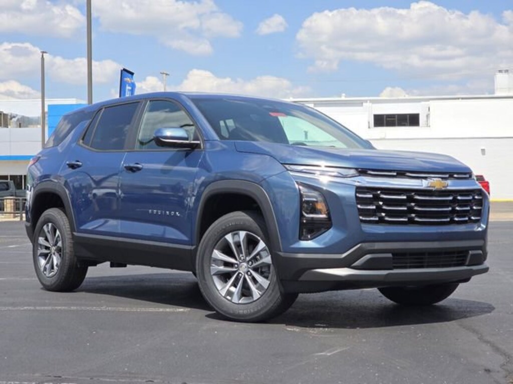 New 2026 Chevrolet Equinox FWD LT SUV