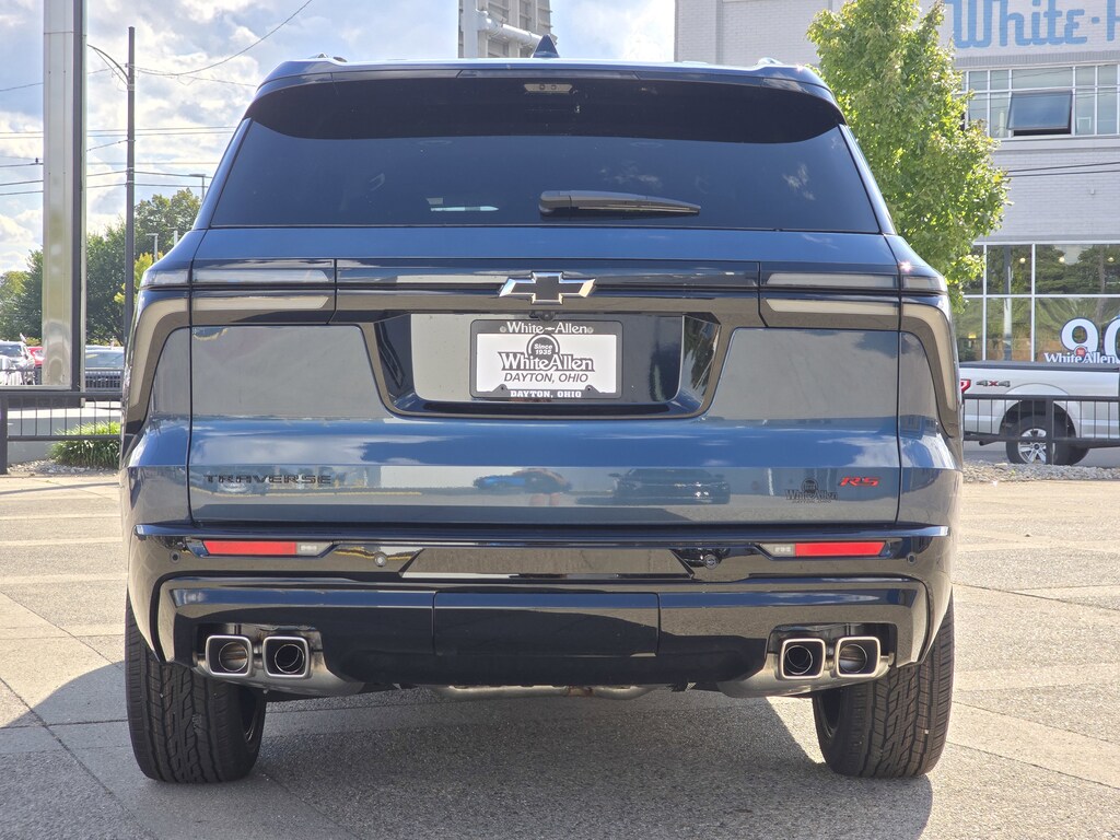 2026 Chevrolet Traverse RS photo 3