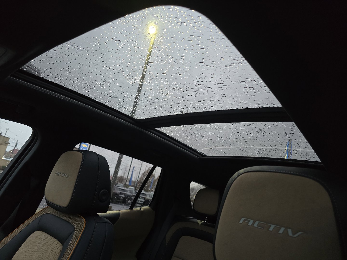 2026 Chevrolet Equinox ACTIV photo 3