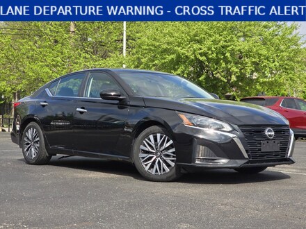 2023 Nissan Altima 2.5 SV Sedan