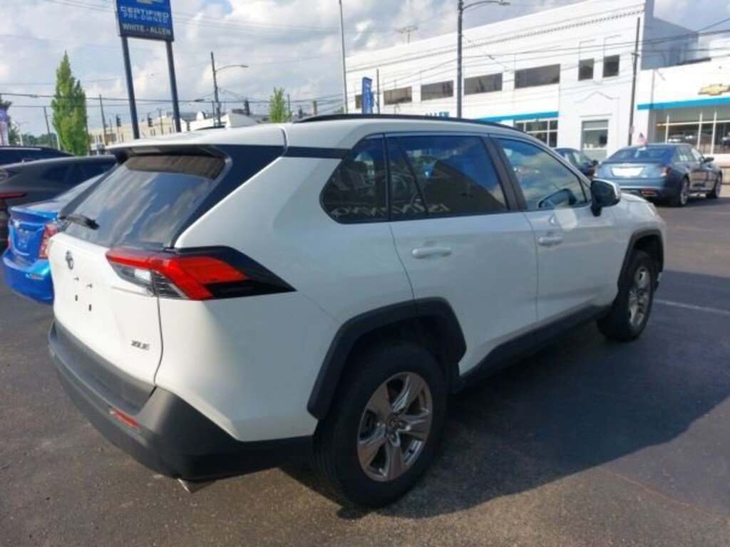 Used 2024 Toyota RAV4 XLE SUV