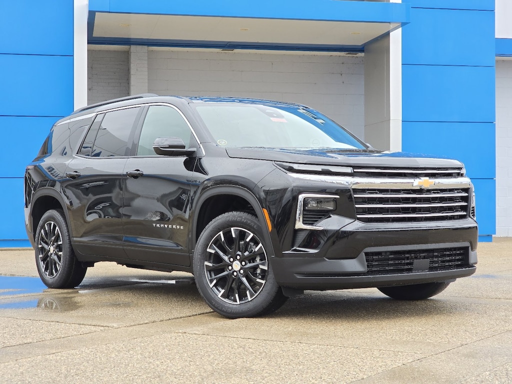 New 2026 Chevrolet Traverse FWD LT SUV