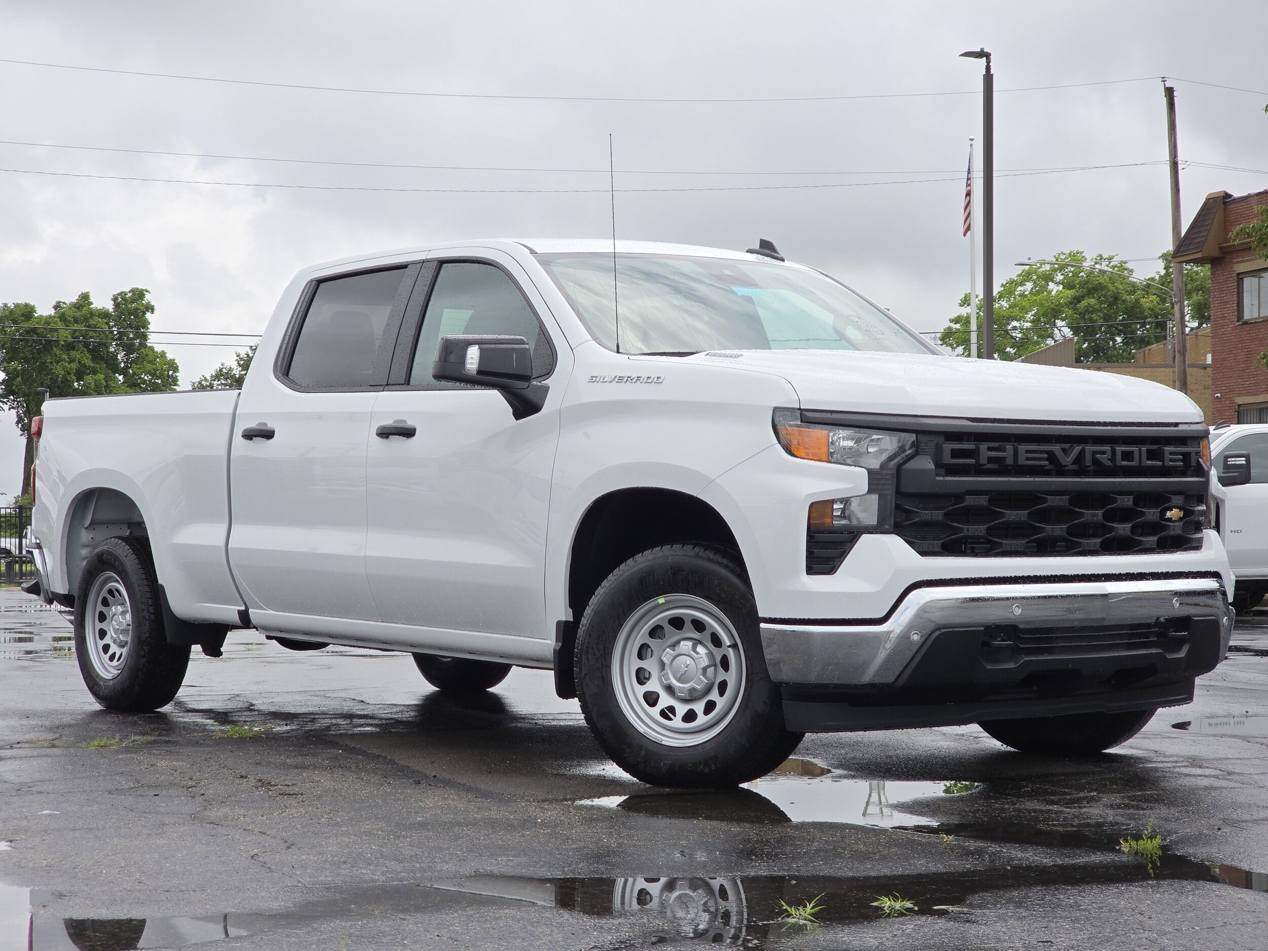 2025 Chevrolet Silverado 1500 Work Truck photo 2