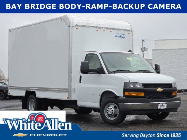 2025 Chevrolet Express Commercial Cutaway