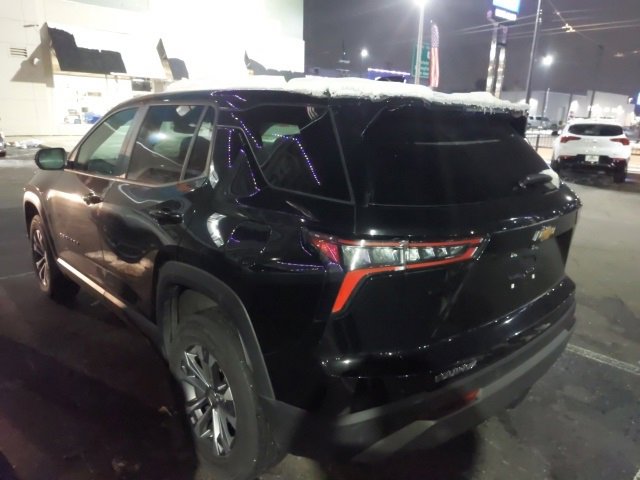 2025 Chevrolet Equinox LT photo 3