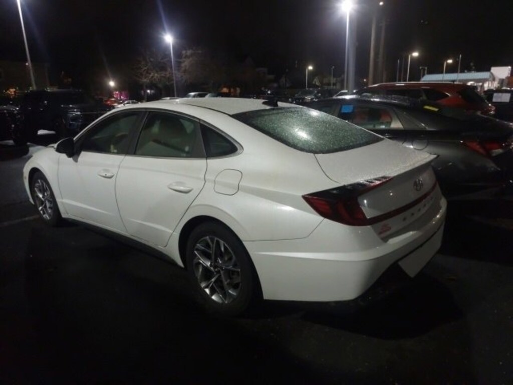 Used 2021 Hyundai Sonata SEL Sedan