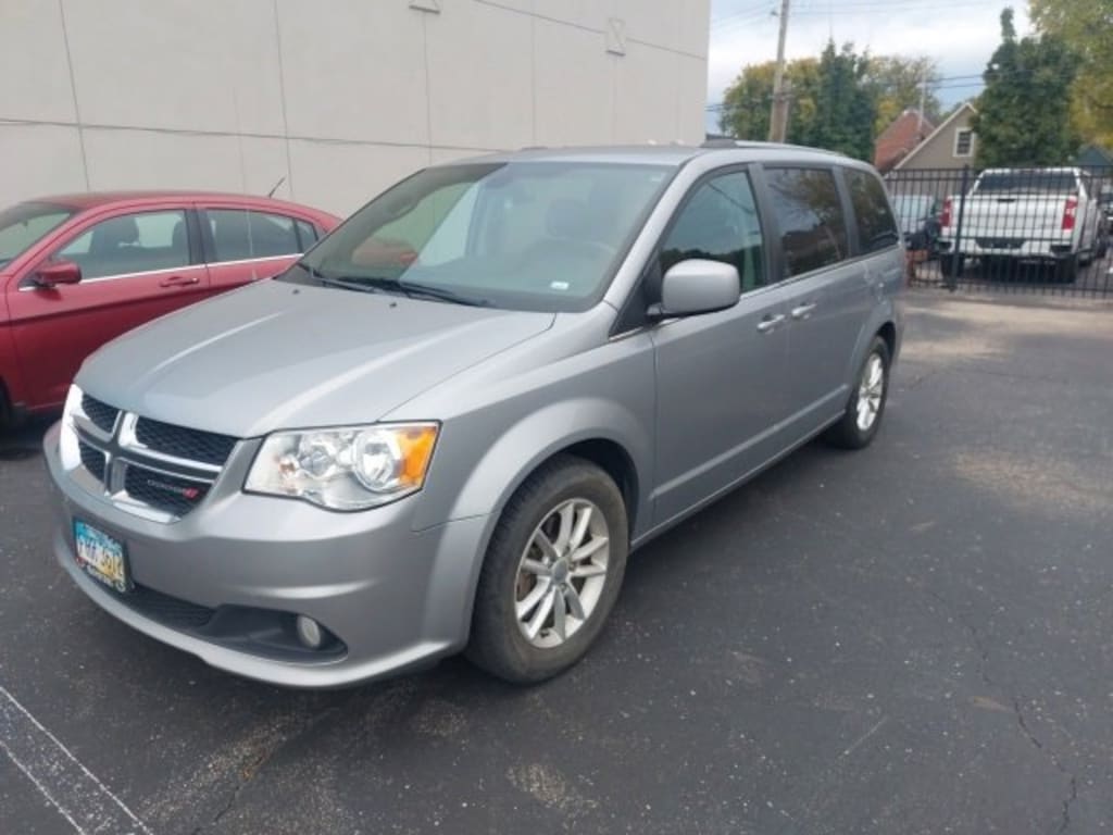 Used 2020 Dodge Grand Caravan SXT Van Passenger Van