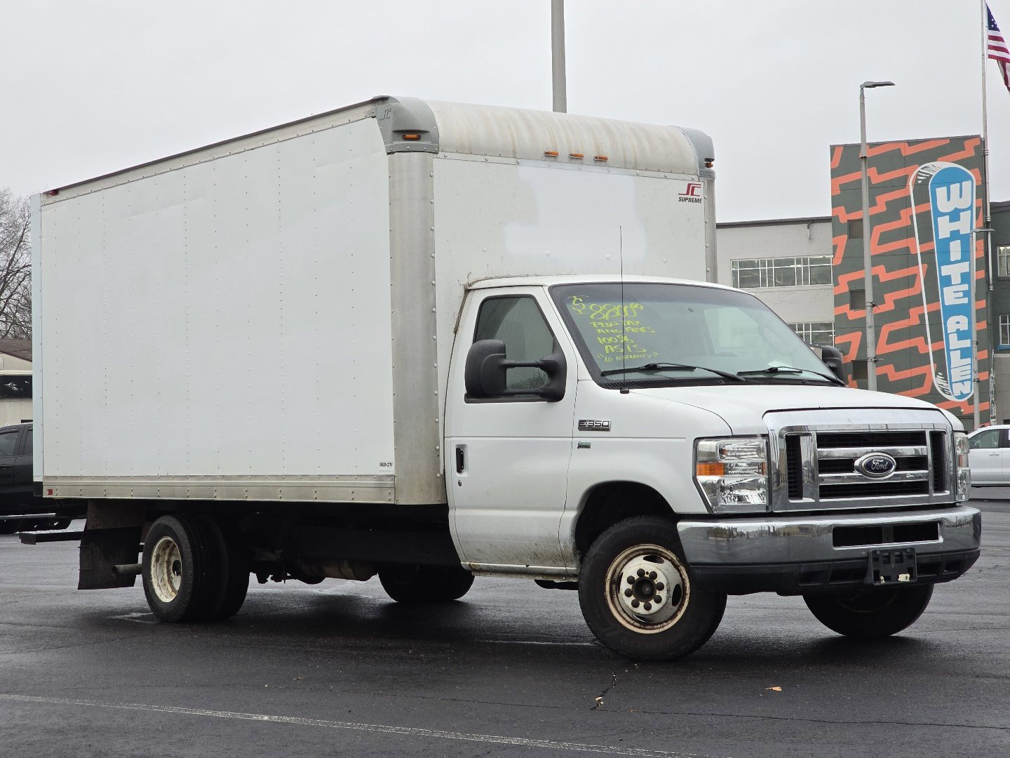 2015 Ford E-Series Cutaway Base's photo