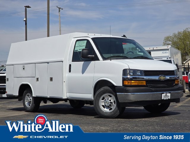 2026 Chevrolet Express Commercial Cutaway